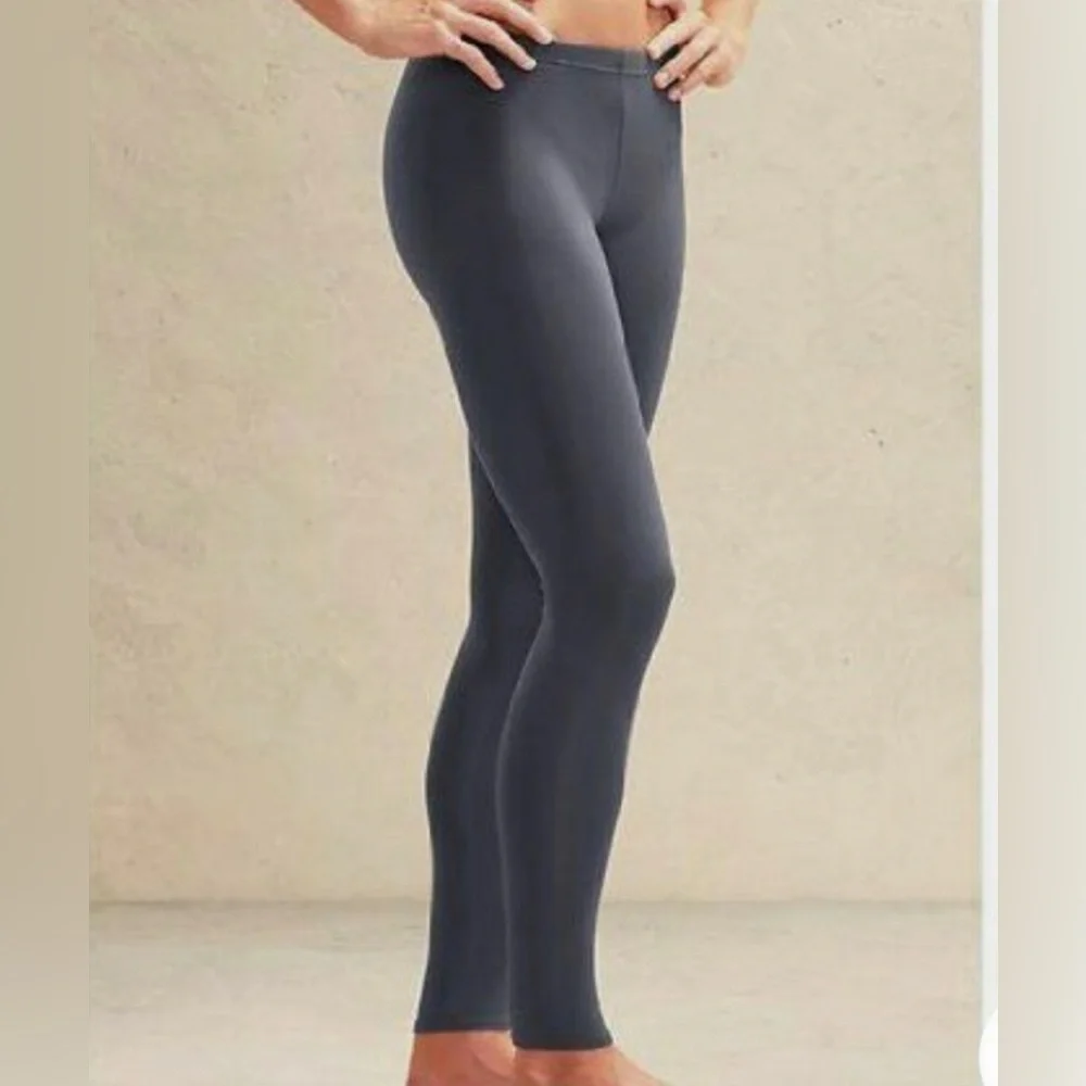 - NWOT Finesse Athleta Leggings - Size Small